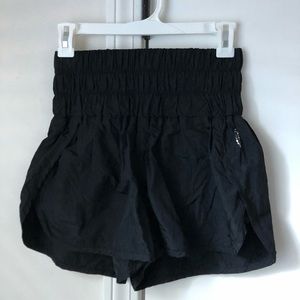 Black free people movement the way home athletic shorts size small